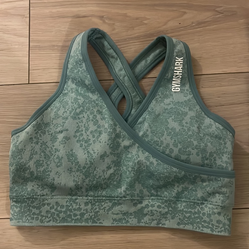 Gymshark set - Picture 2 of 5